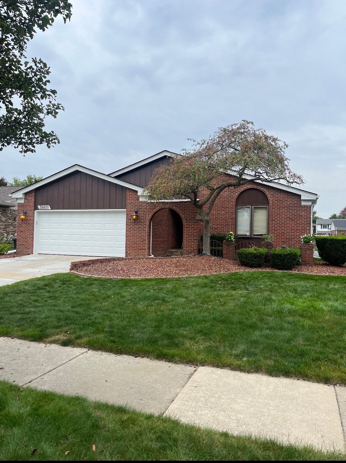 Sterling Heights House: 38851 Arlingdale Dr