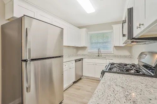 Atlanta House: 2258 Pemberton Rd SW