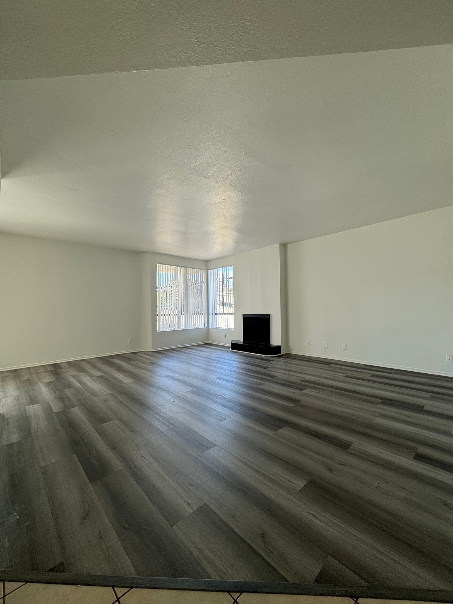 Studio City Condo: 4343 Whitsett Ave