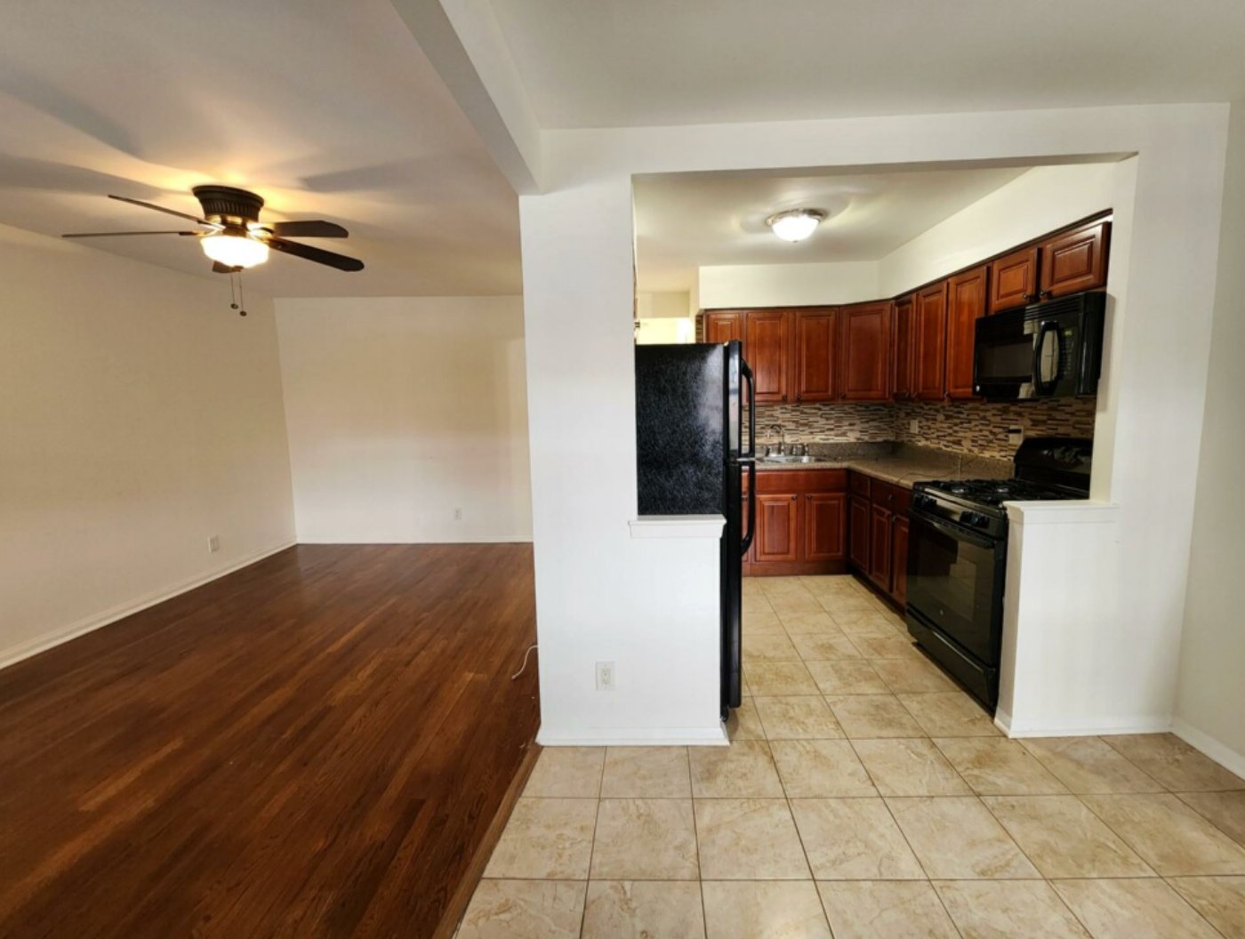 Brooklyn Townhome: 1366 E 100th St