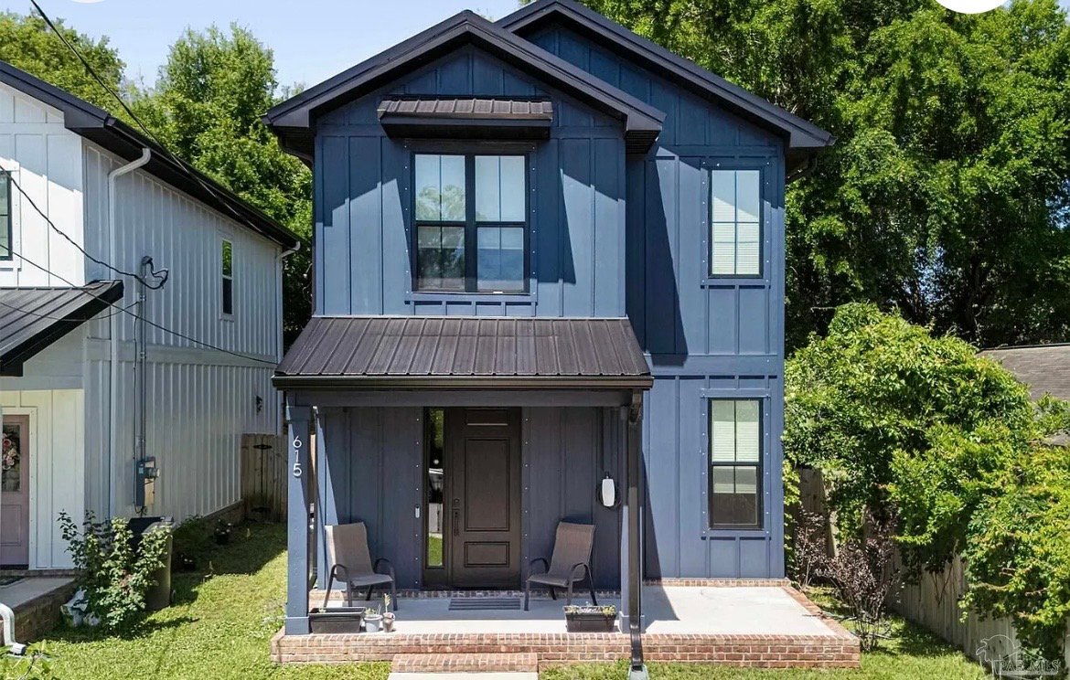 Pensacola House: 615 N B St