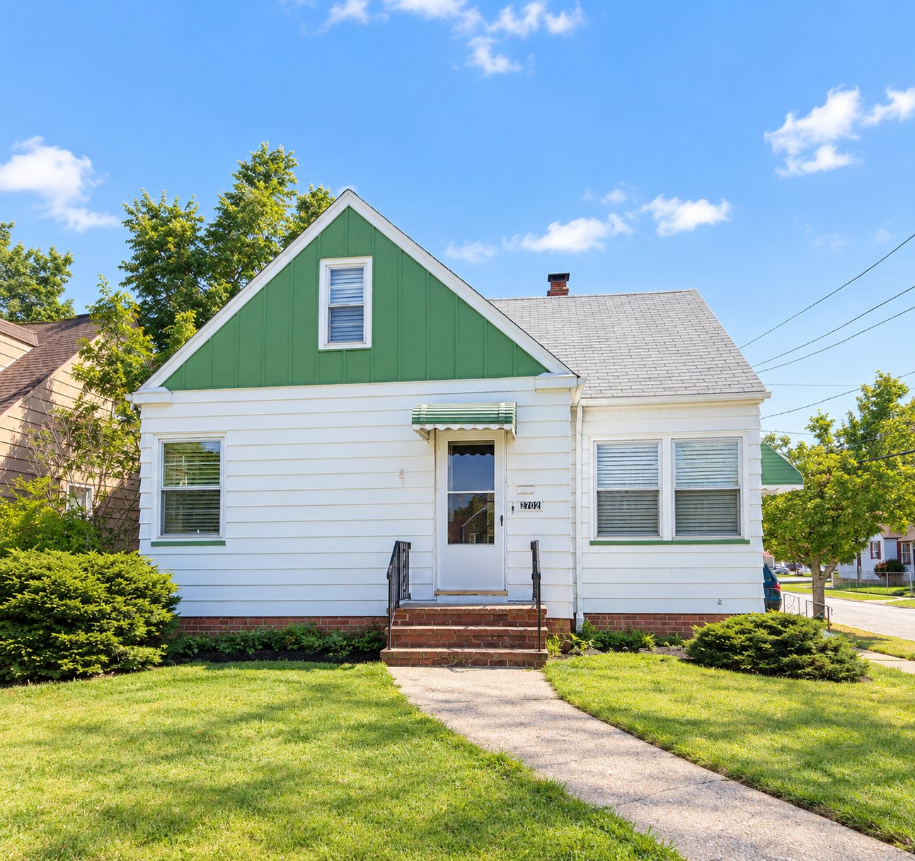 Maple Heights House: 21202 Gardenview Drive