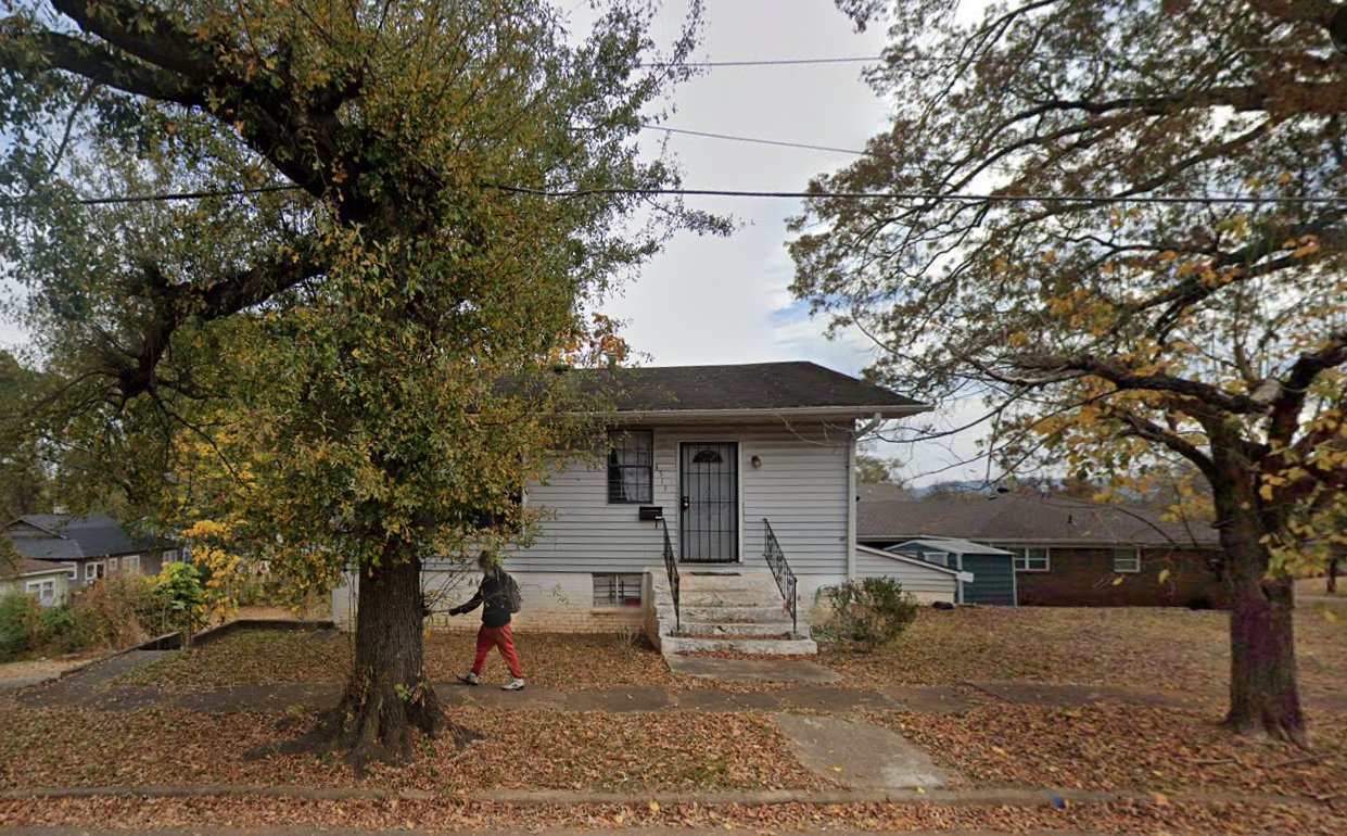Birmingham House: 4513 Avenue O