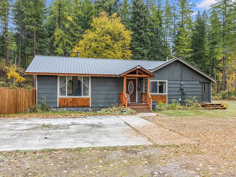 Kalispell House: 2785 Foothill Rd