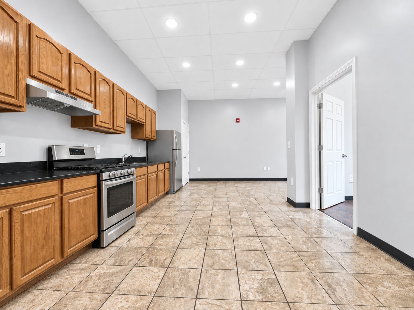 Meriden Apartment: 71 Catlin St