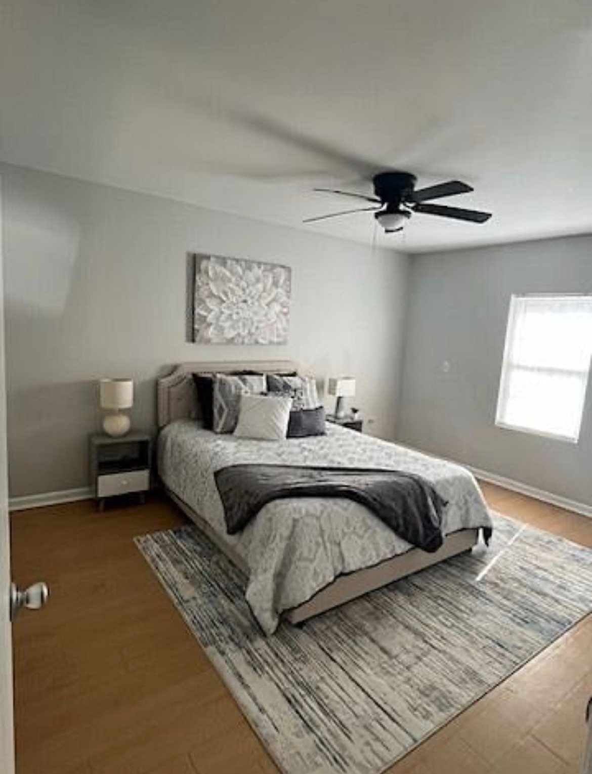 North Charleston Single Room: 2491 realm st