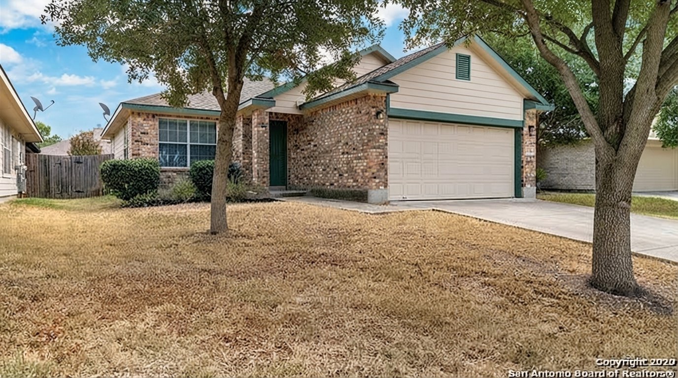 San Antonio House: 10306 Pinehurst Run