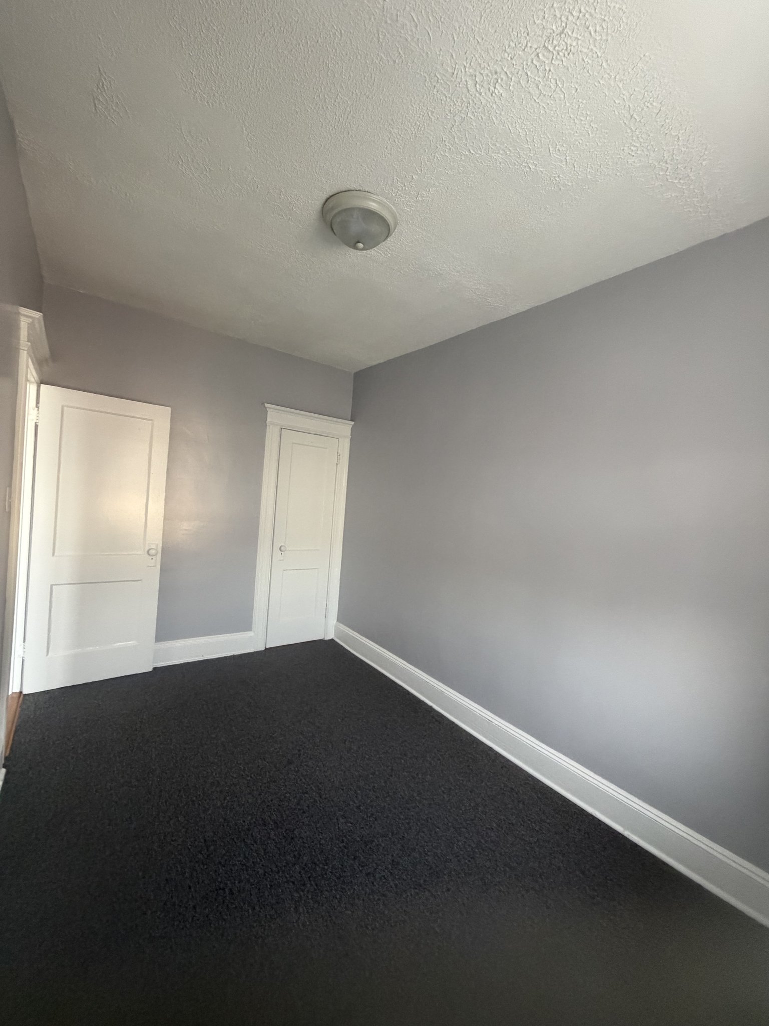 Jersey City Apartment: 209 Garfield Ave