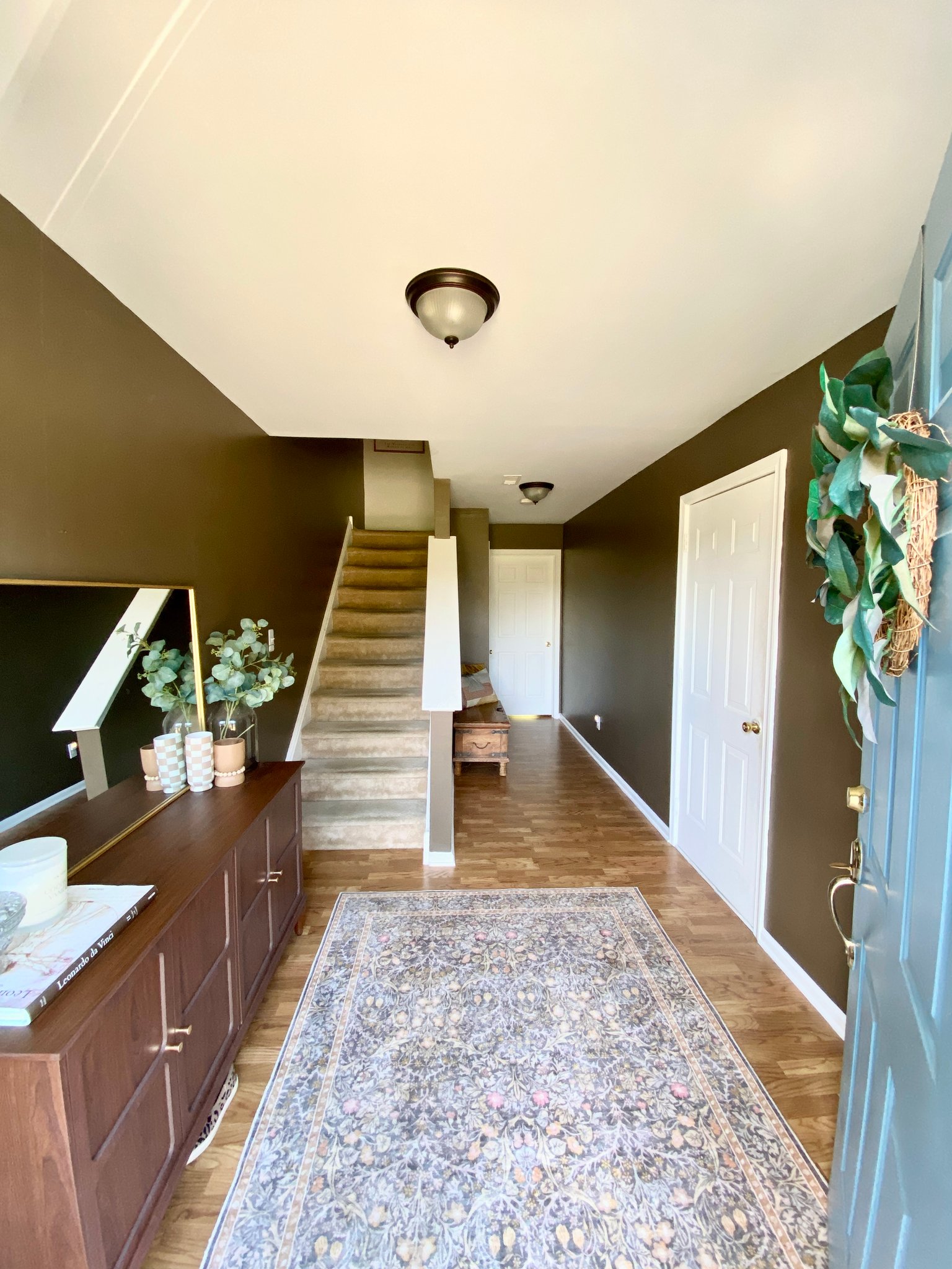 Bear House: 21 Shawn Ln