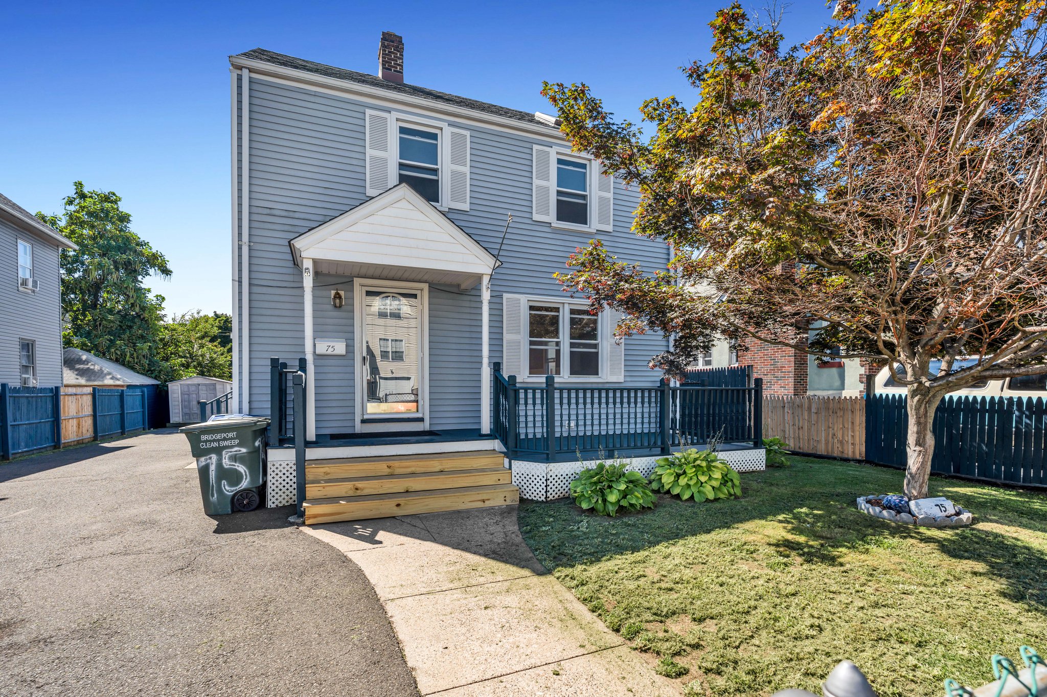 Bridgeport House: 75 Ocean Avenue