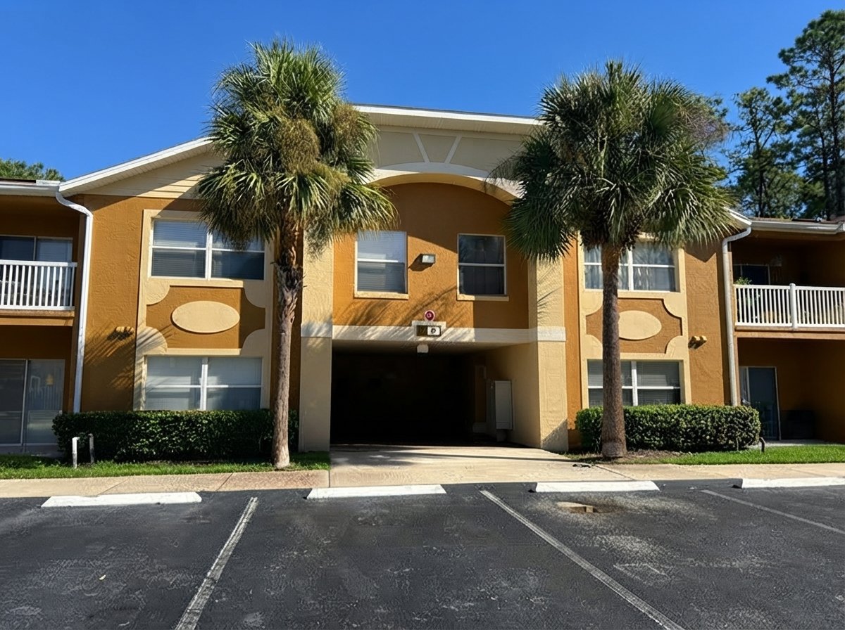 Bunnell Condo: 4600 E Moody Blvd