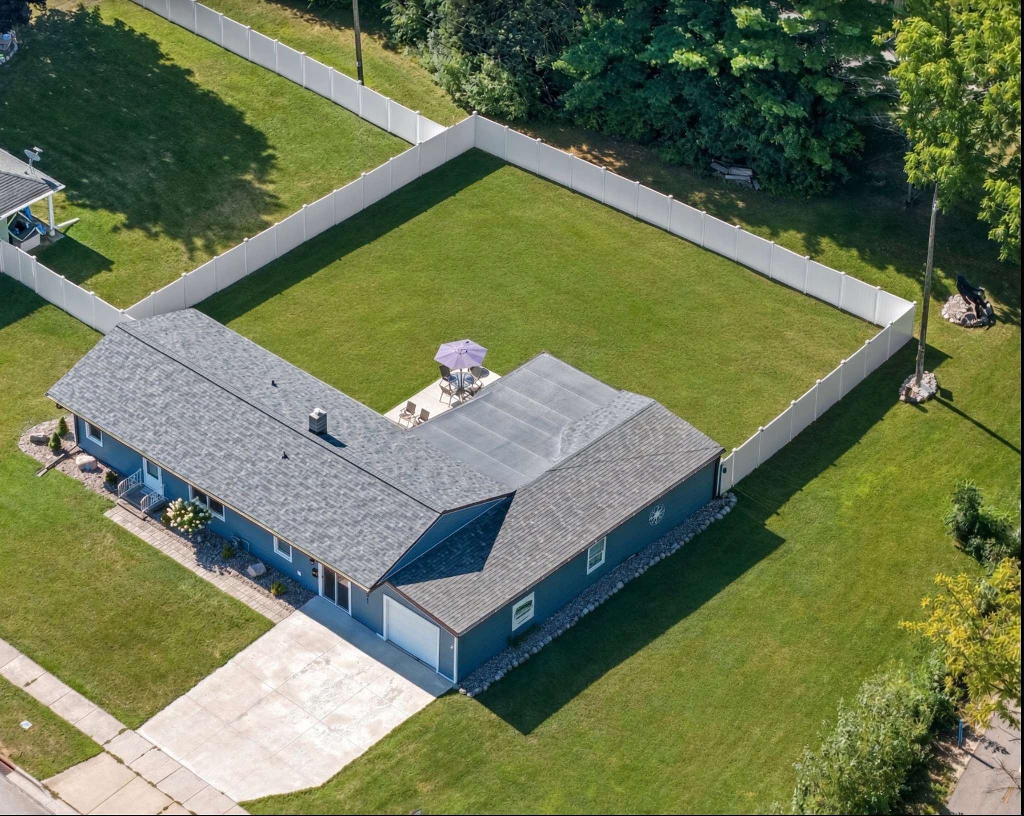 De Pere House: 621 Cook St