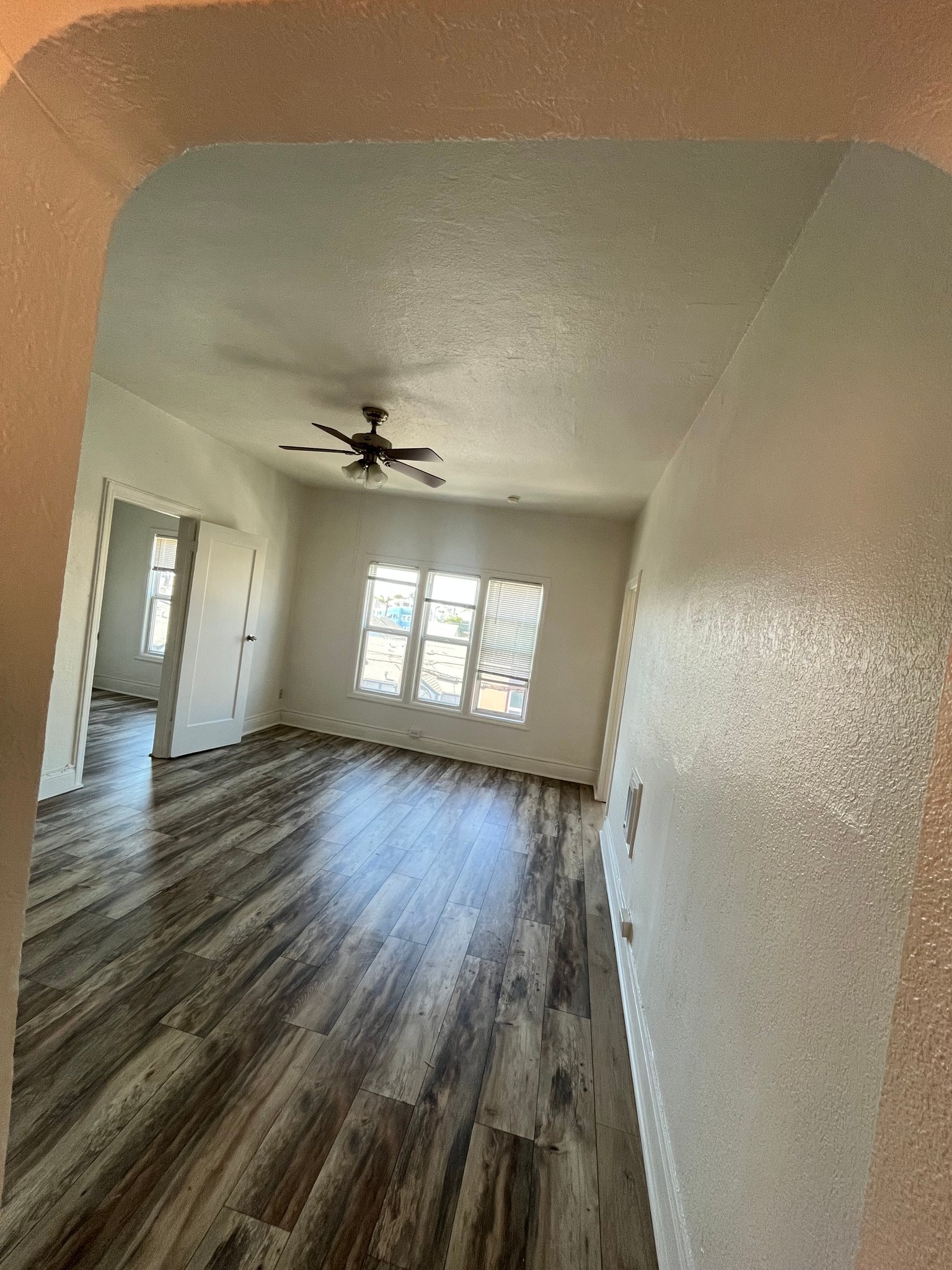 Oakland Apartment: 1900 26th Ave.