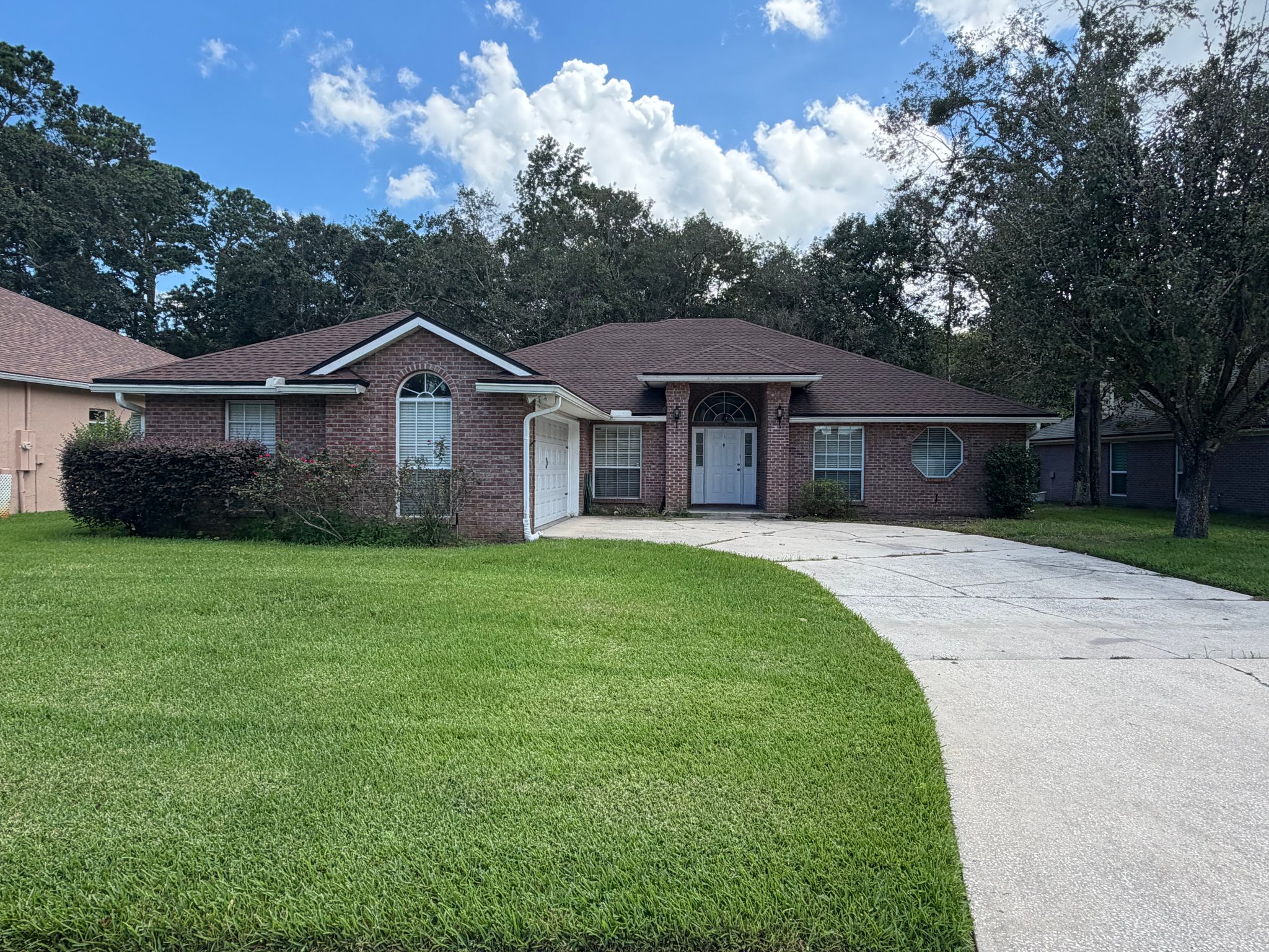 Jacksonville House: 13774 Danforth Dr S