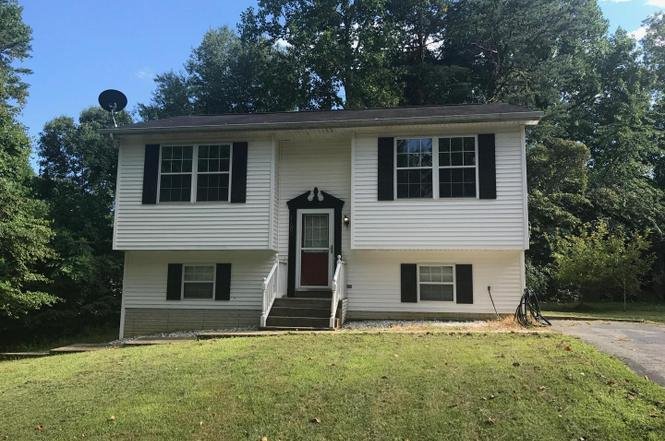 Lusby House: 11205 Sitting Bull Circle