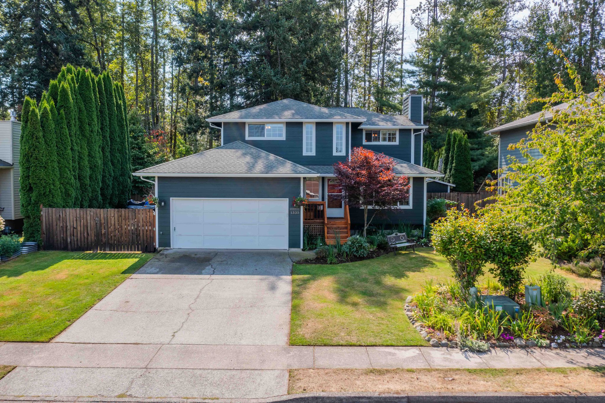 Bellingham House: 1335 McLeod Rd