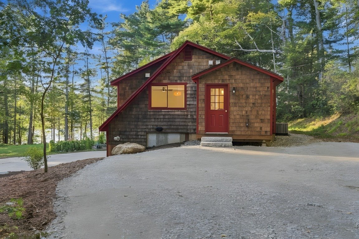 Sturbridge House: 160 Lane 8