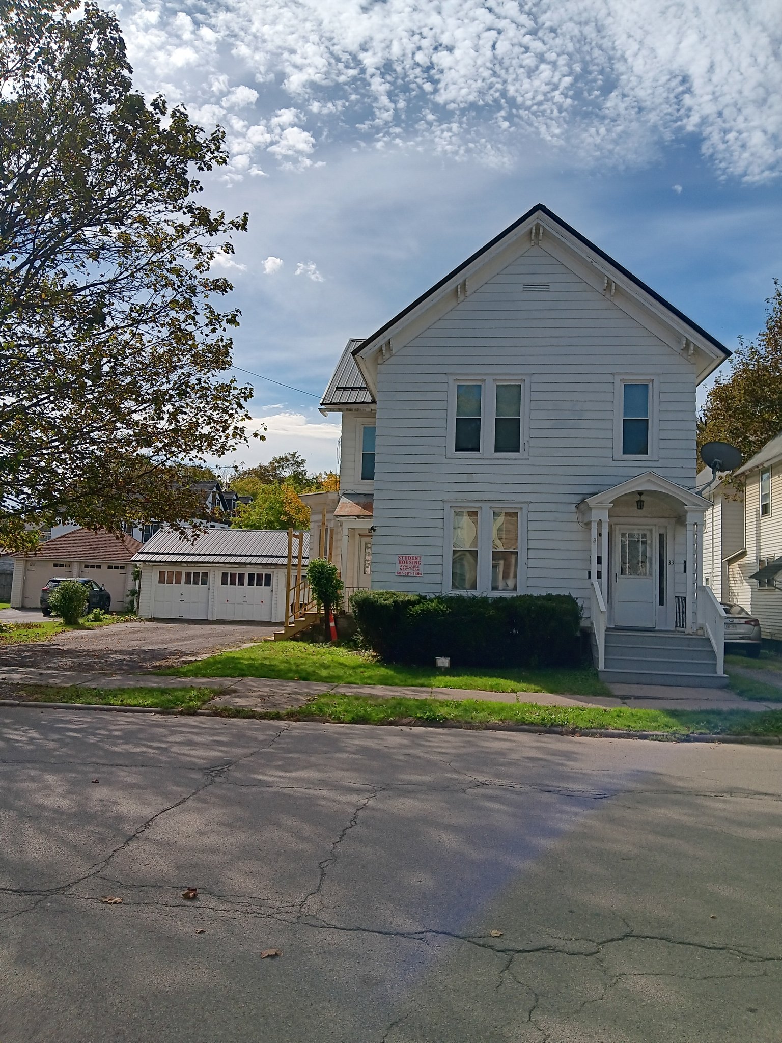 Cortland Apartment: 33 Lincoln Ave