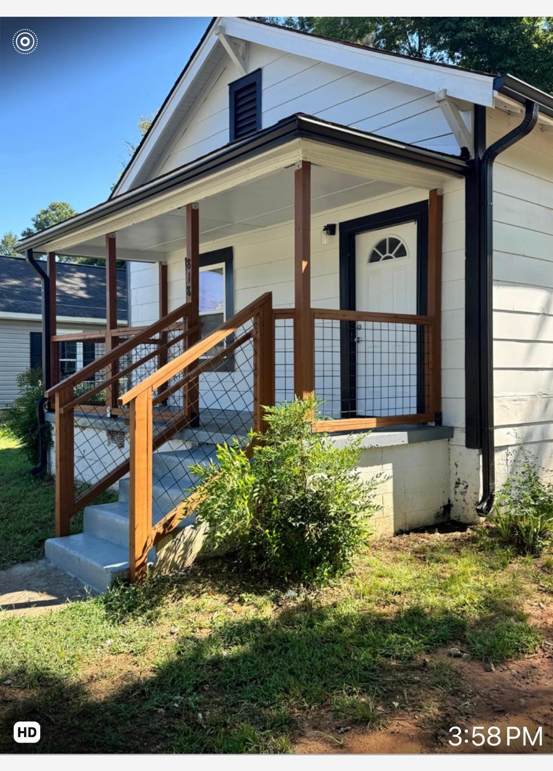 Anderson House: 818 Salem St