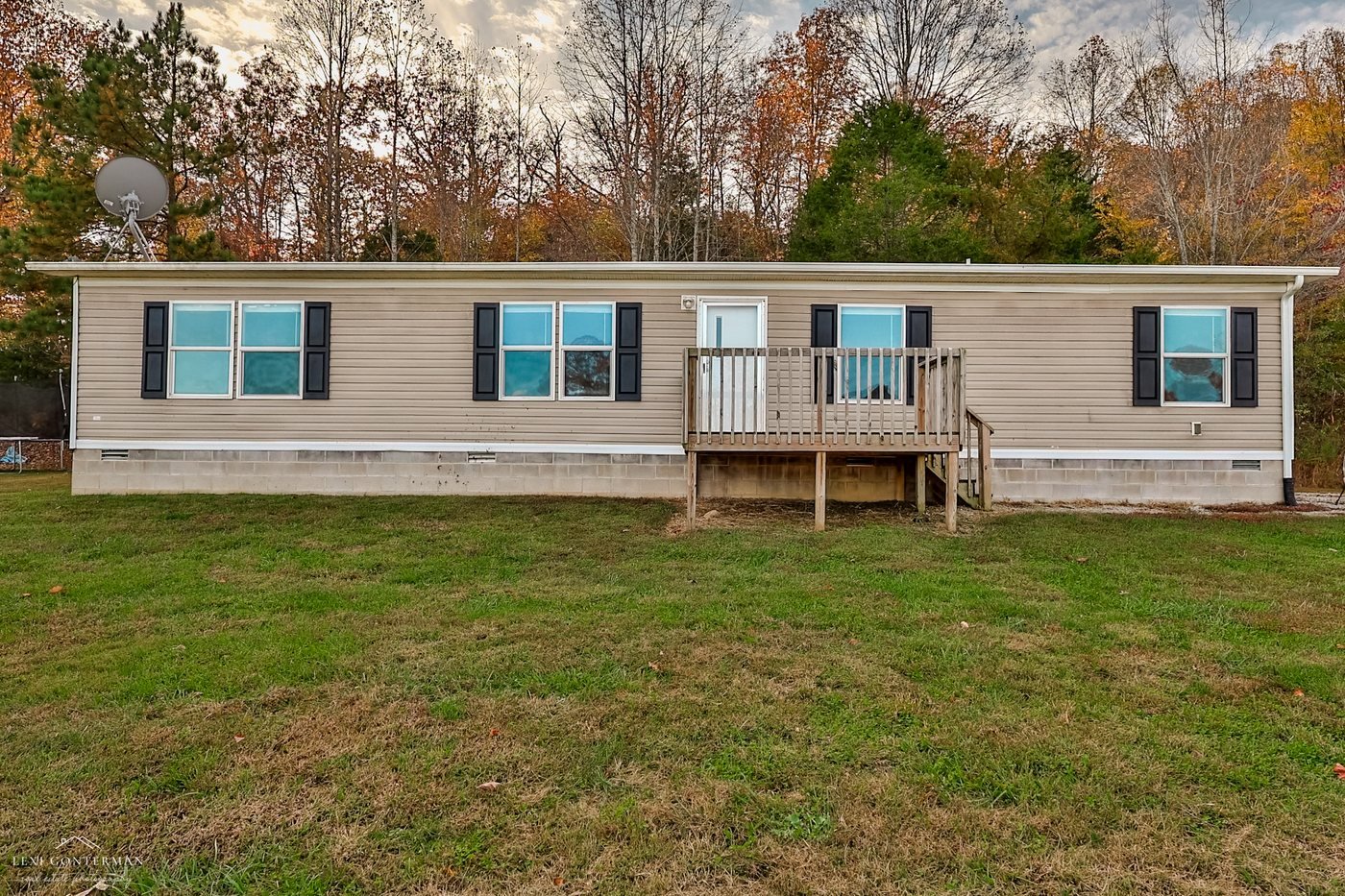 Clarkson House: 160 Clay Ct