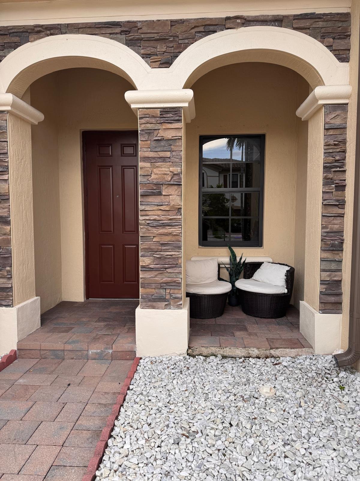 Hialeah Townhome: 3375 w 90th ter