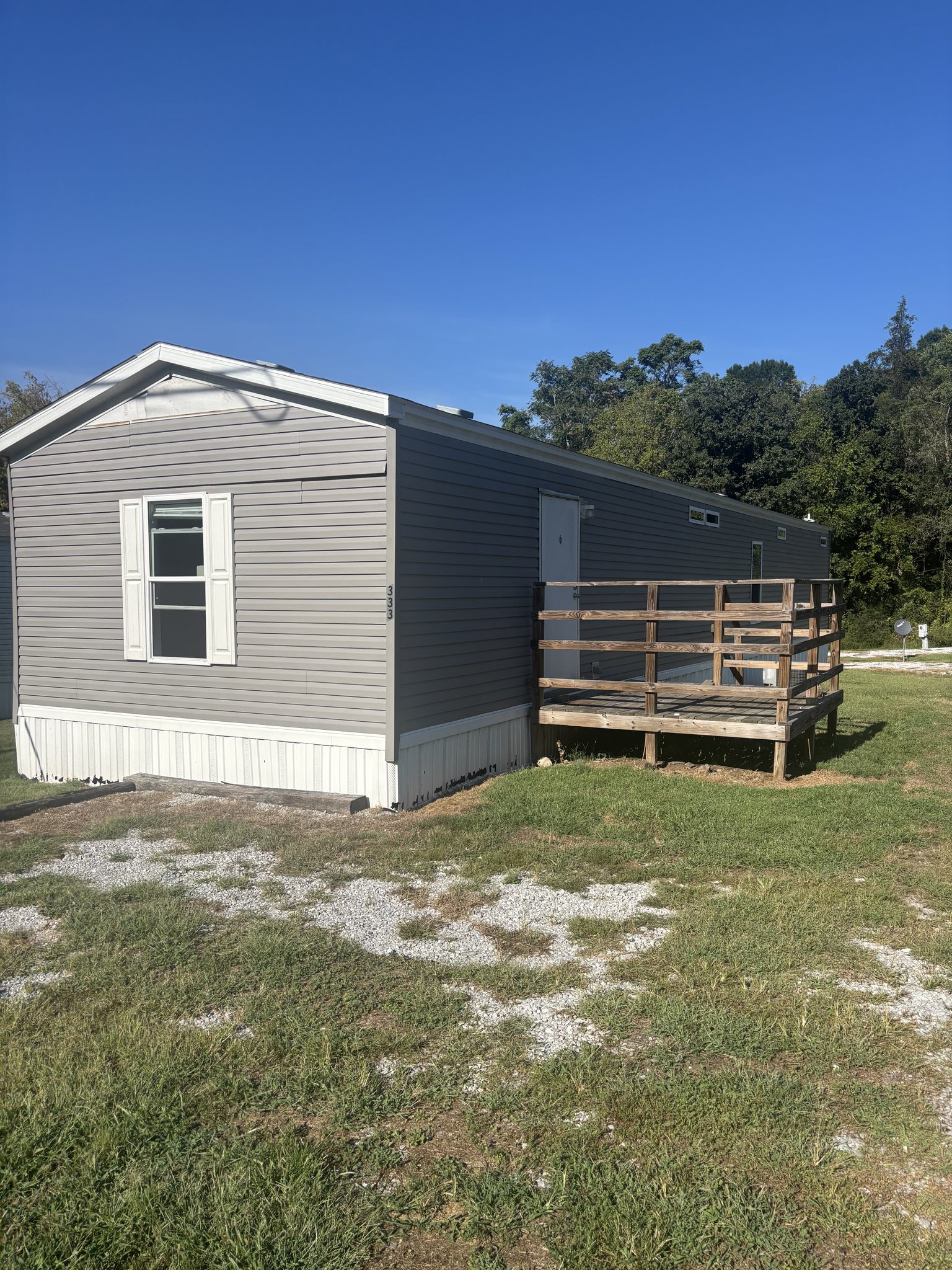 Dixon Springs House: 333 Hillsdale Estates Lane