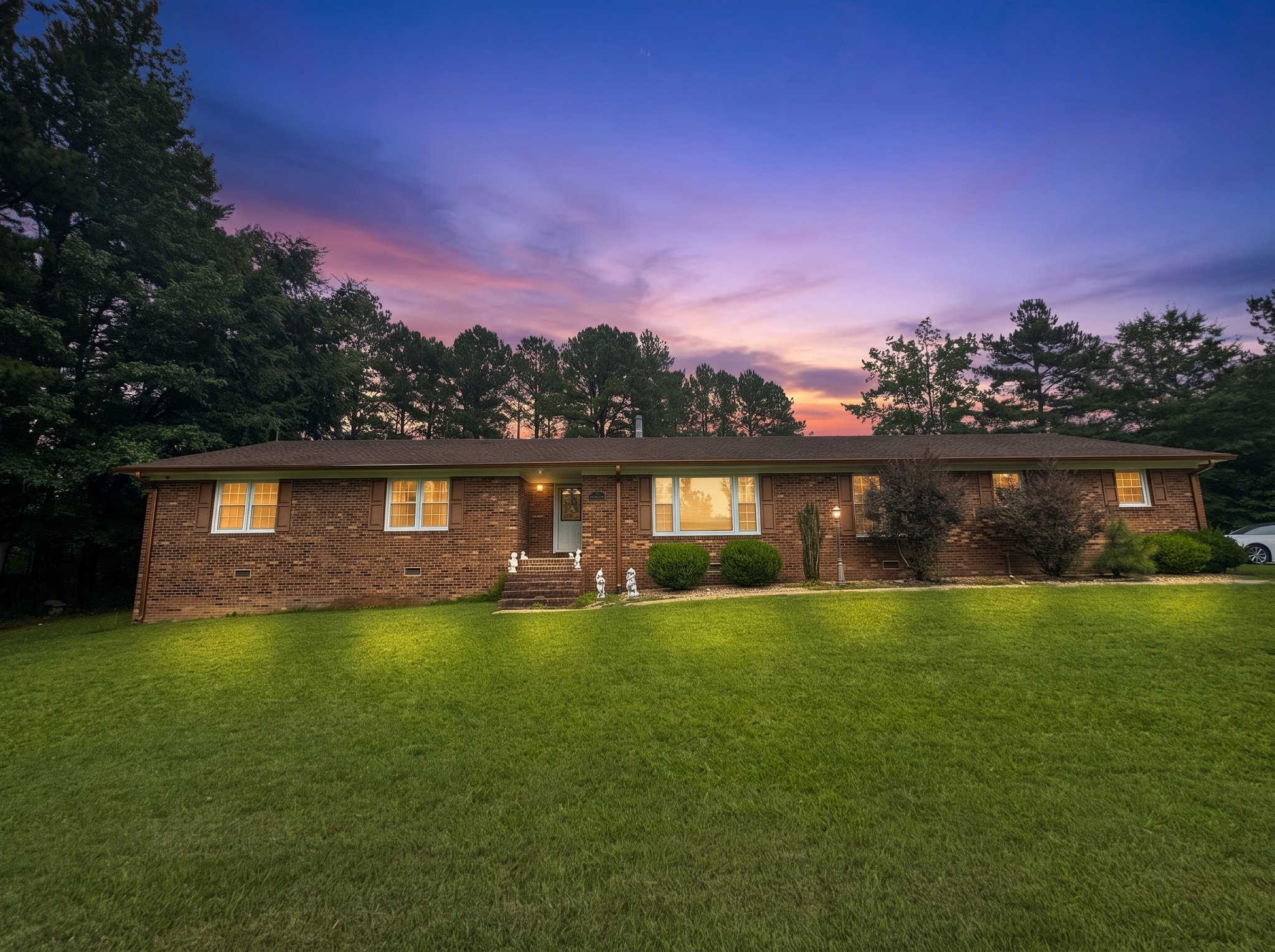 Creedmoor House: 1700 Hawley School Rd
