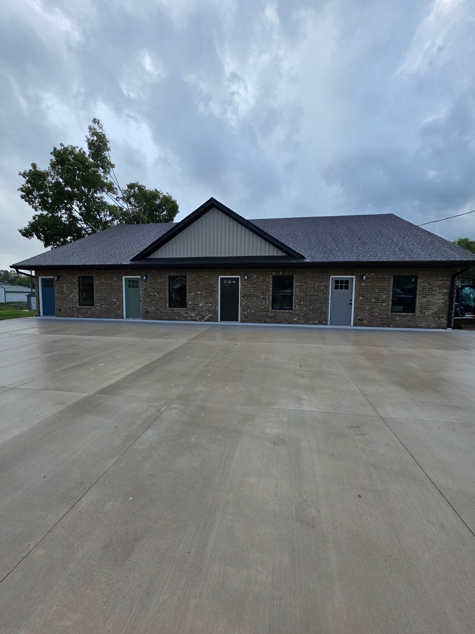 Carthage Townhome: 112 Carmack Ave