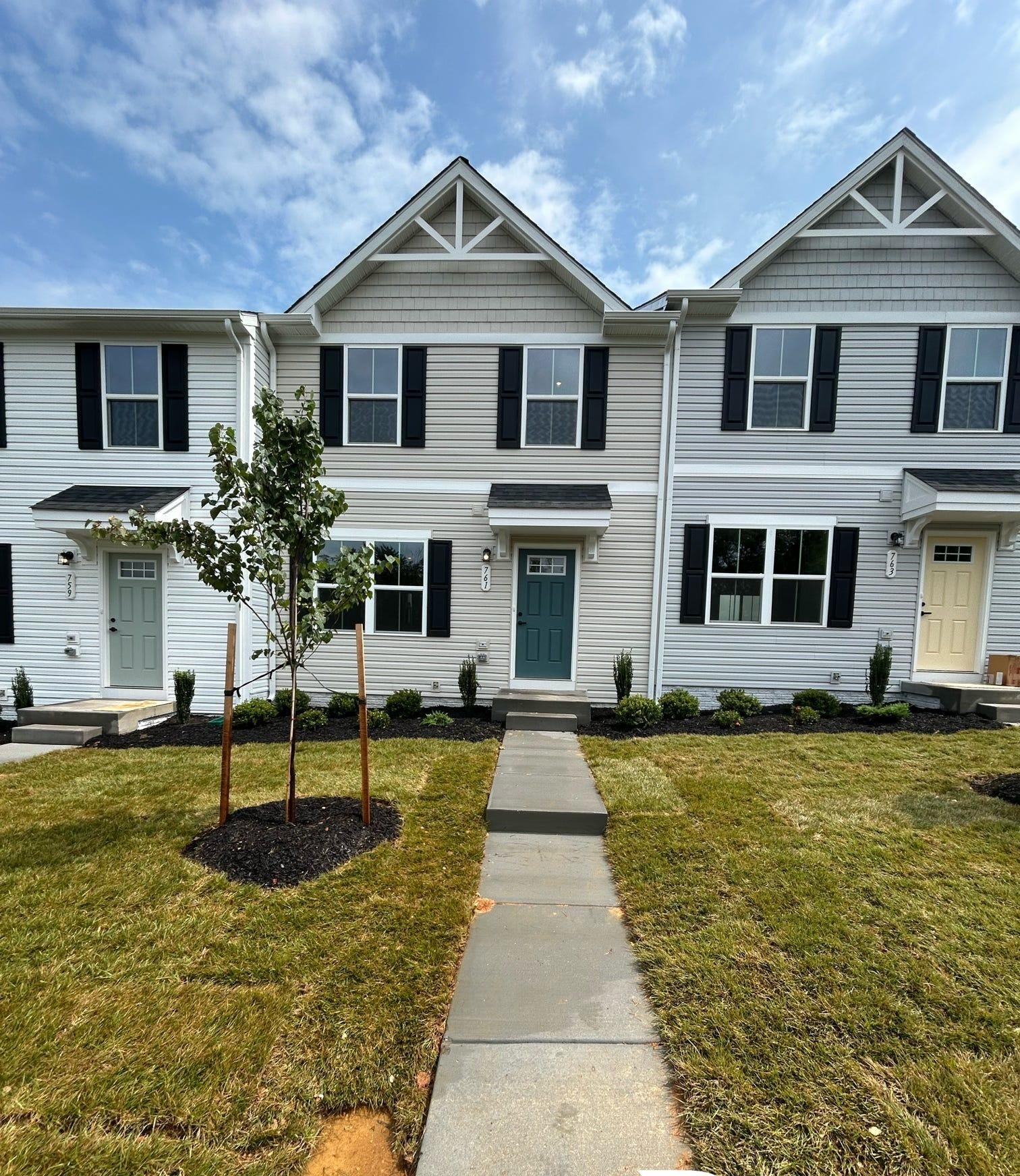 Woodstock Townhome: 761 Hisey Ave