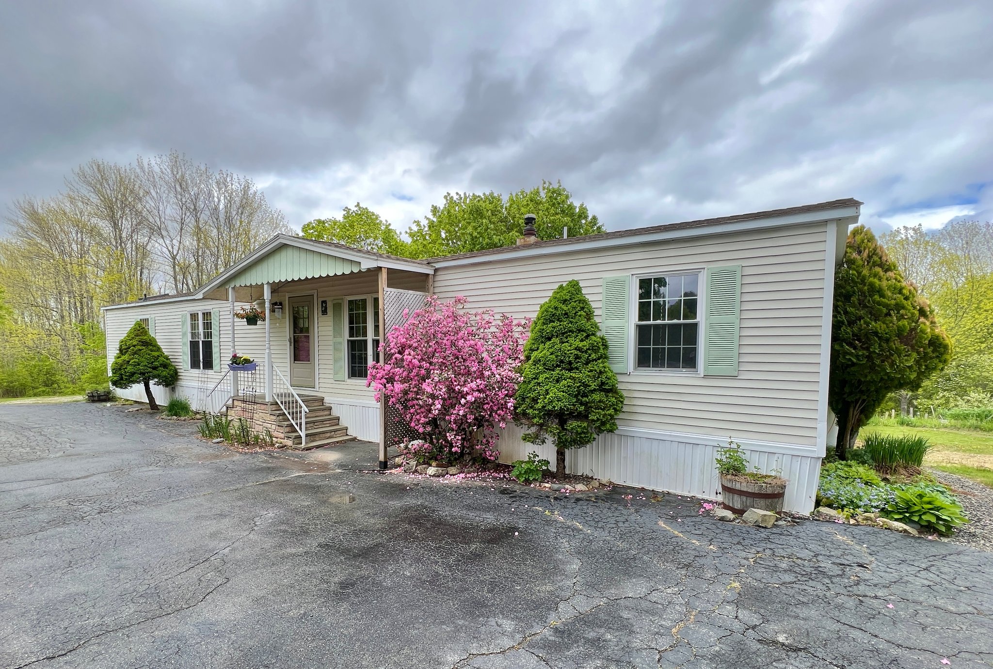Bucksport House: 136 Millvale Road