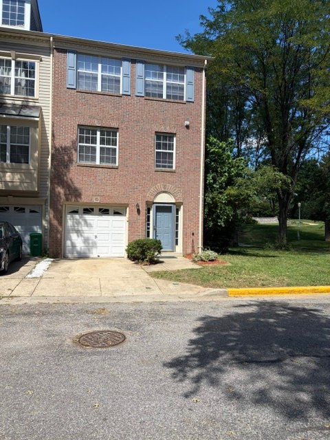 Upper Marlboro Townhome: 9020 Lake Largo Dr