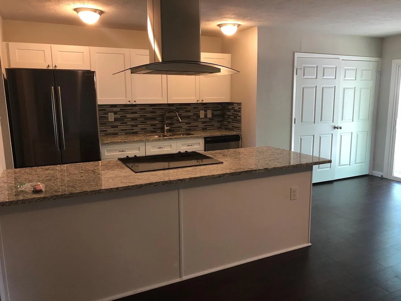 Allen House: 906 Sunny Slope Dr