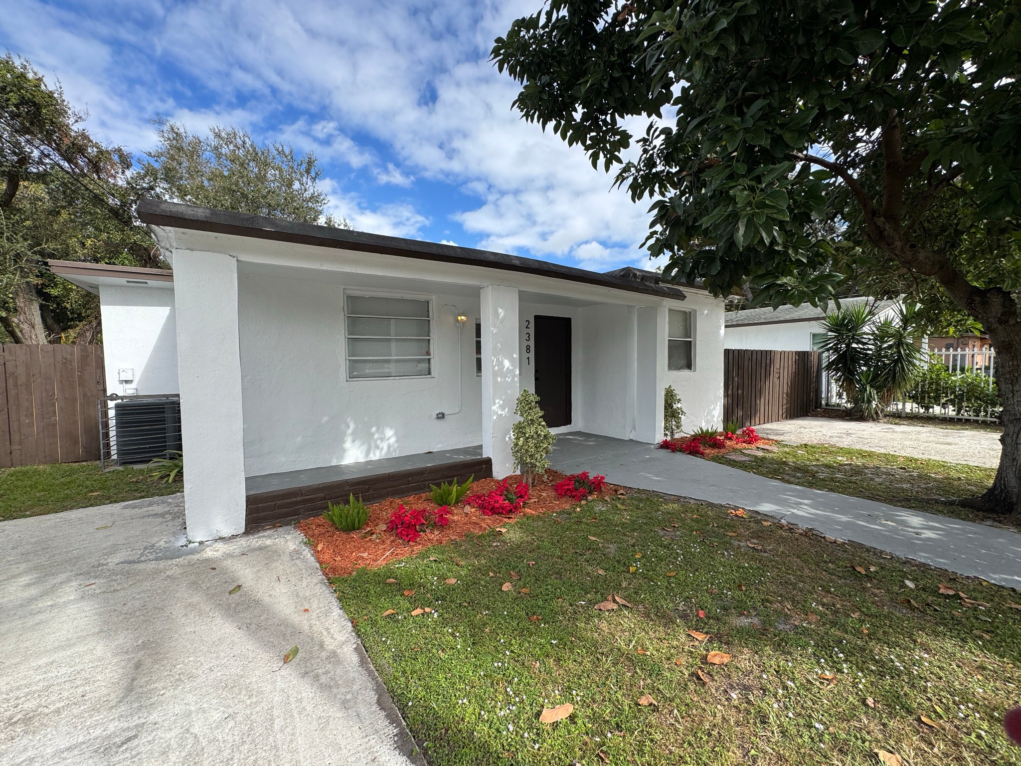 Miami House: 2381 NW 153 St