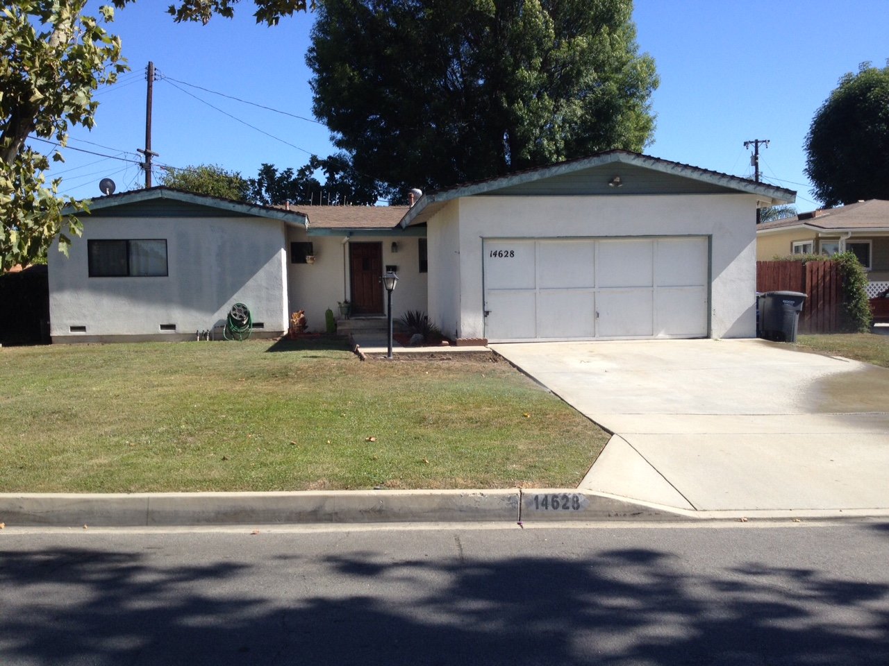 La Mirada Single Room: 14628 Cortina Dr