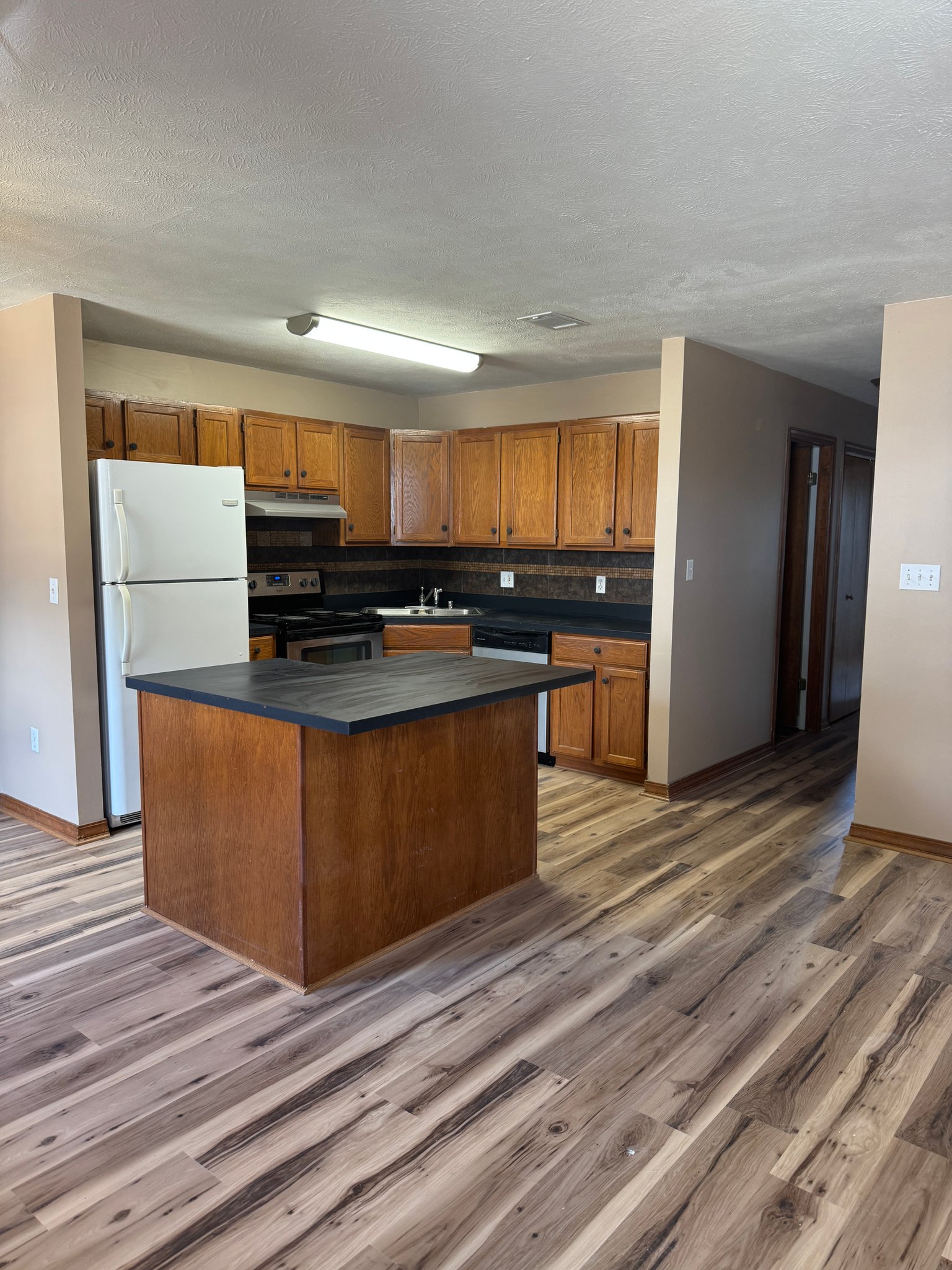 Searcy Condo: 2621 Oak Meadow Pl