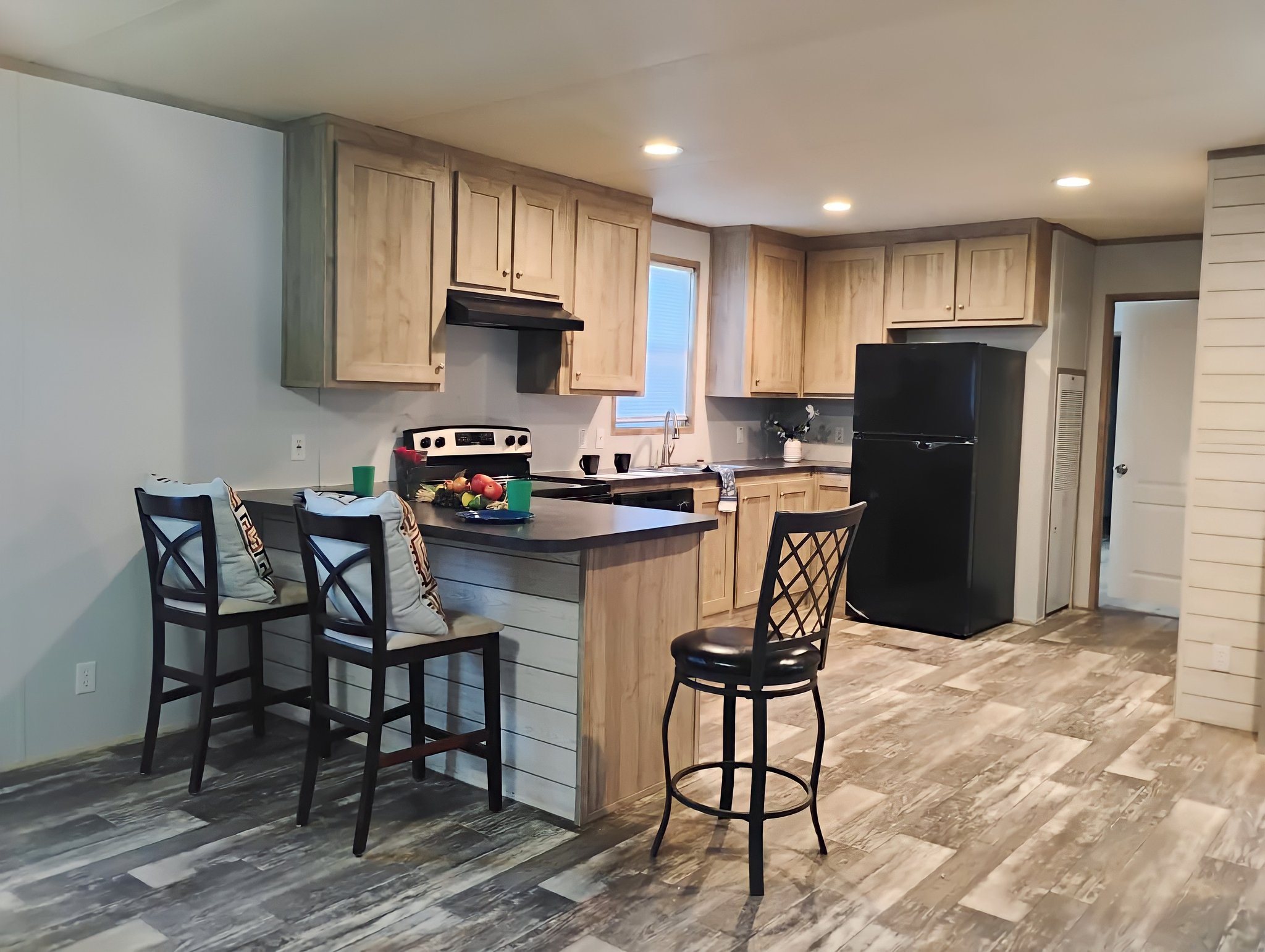 Belton House: 131 Rainbow Dr.