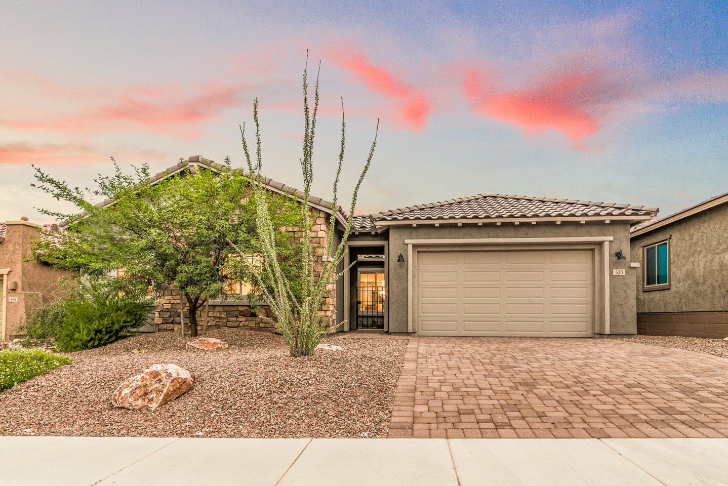 Oro Valley House: 620 E Kalalau Dr