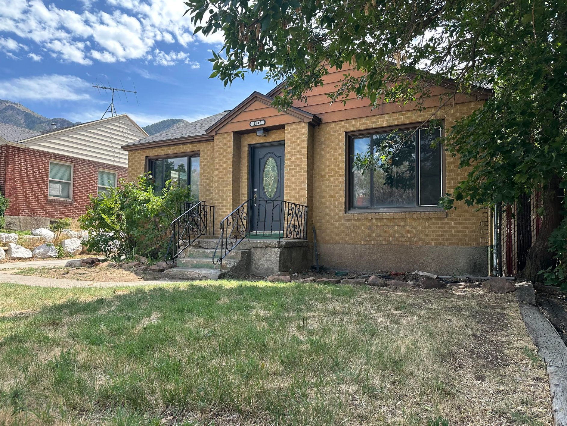 Ogden House: 1547 Cahoon St