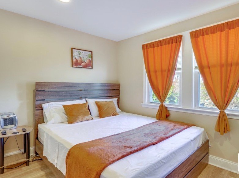 Baltimore House: 4302 Woodlea Ave