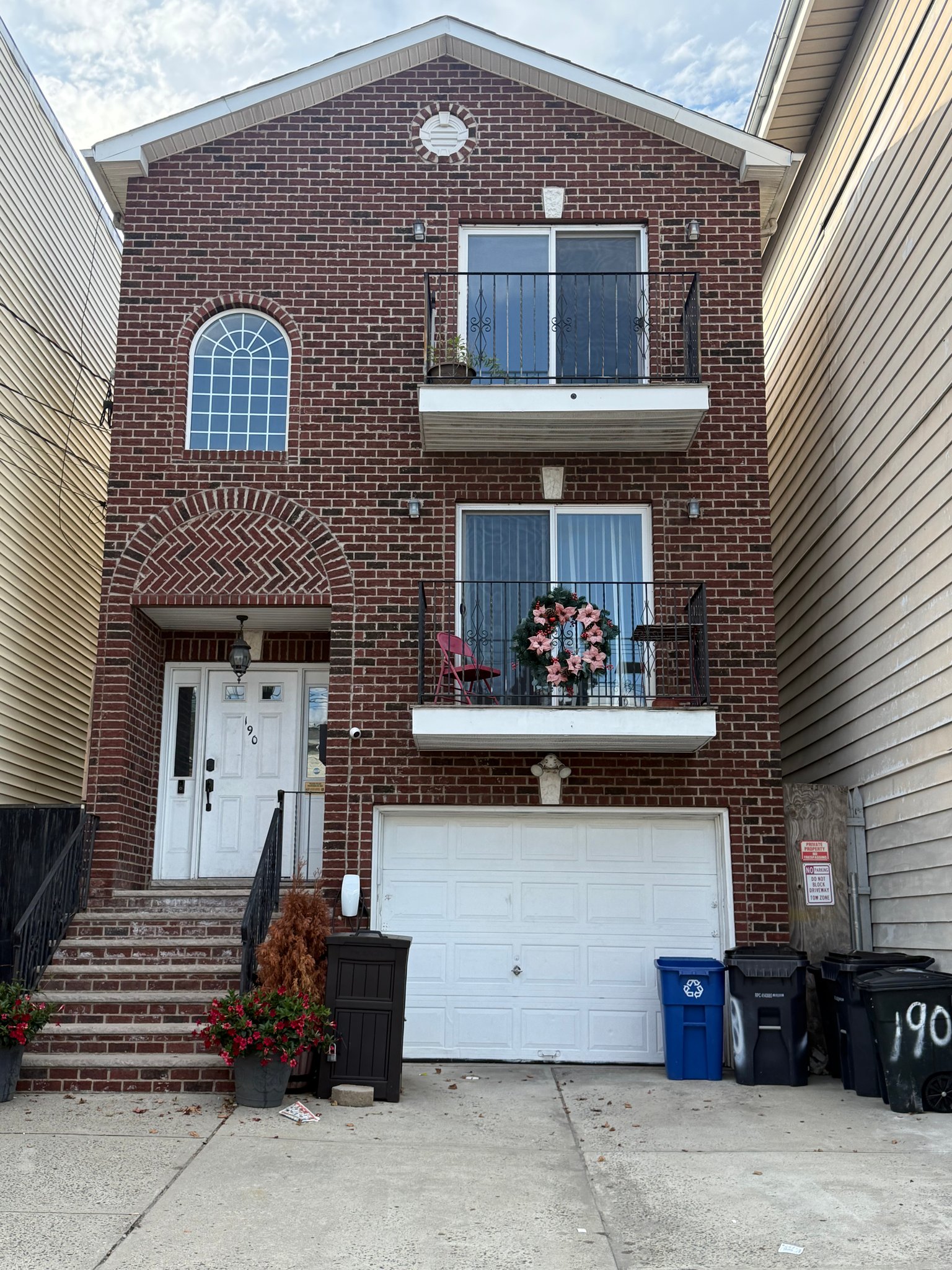 Newark Multiplex: 190 Summer Ave