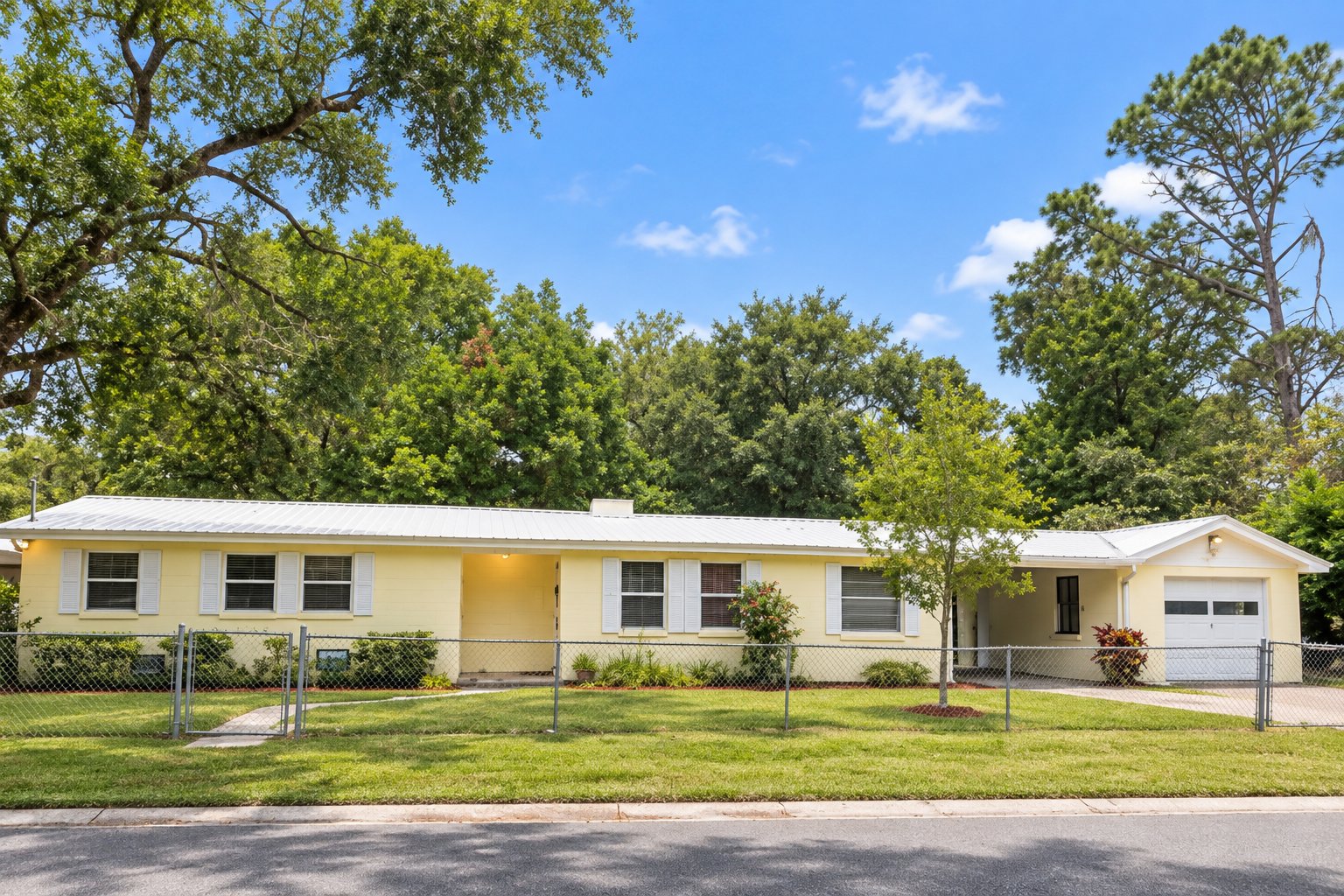 Jacksonville House: 5028 Brannon Ave