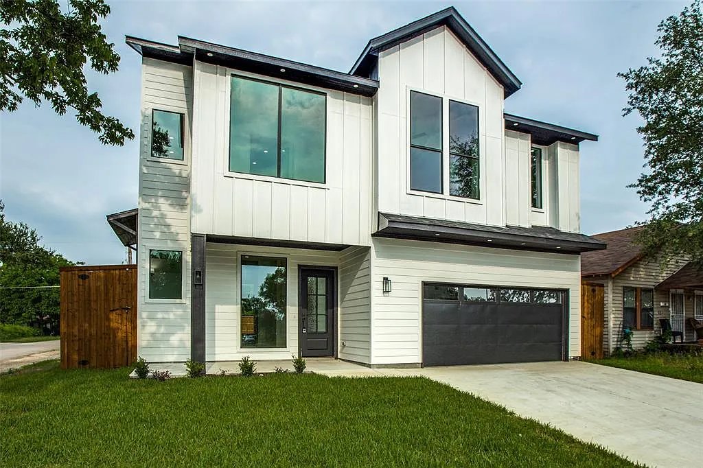 Dallas House: 2002 S Marsalis Ave