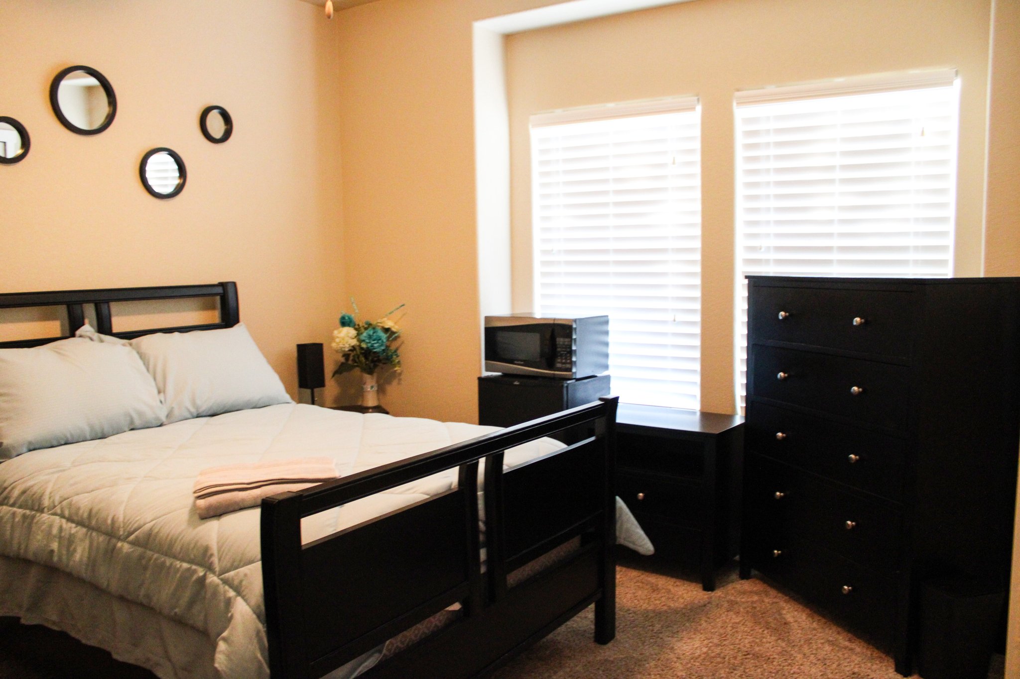 Colorado Springs Single Room: 7661 Kiana Dr
