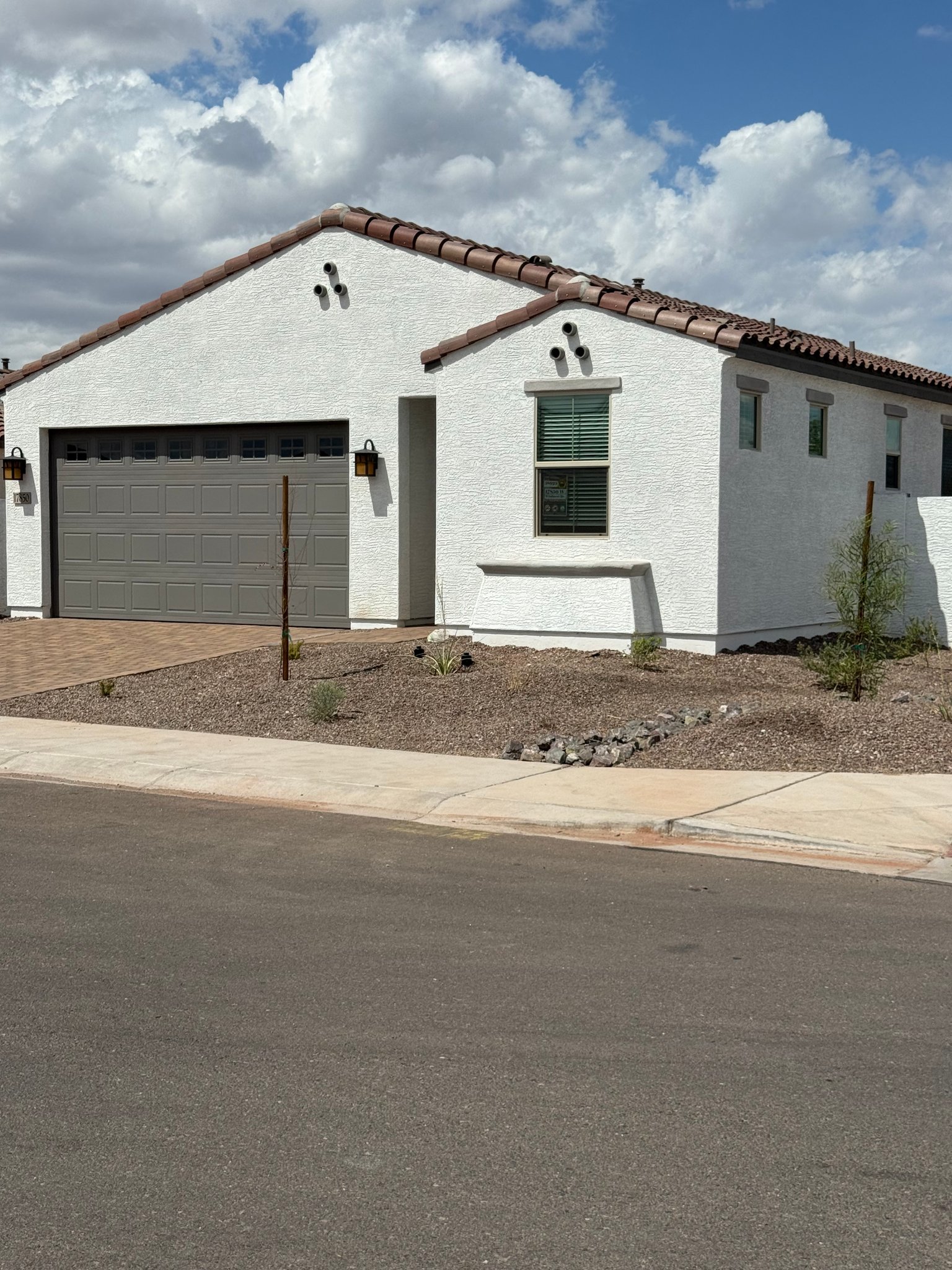 Goodyear House: 17850 W Windmere Drive