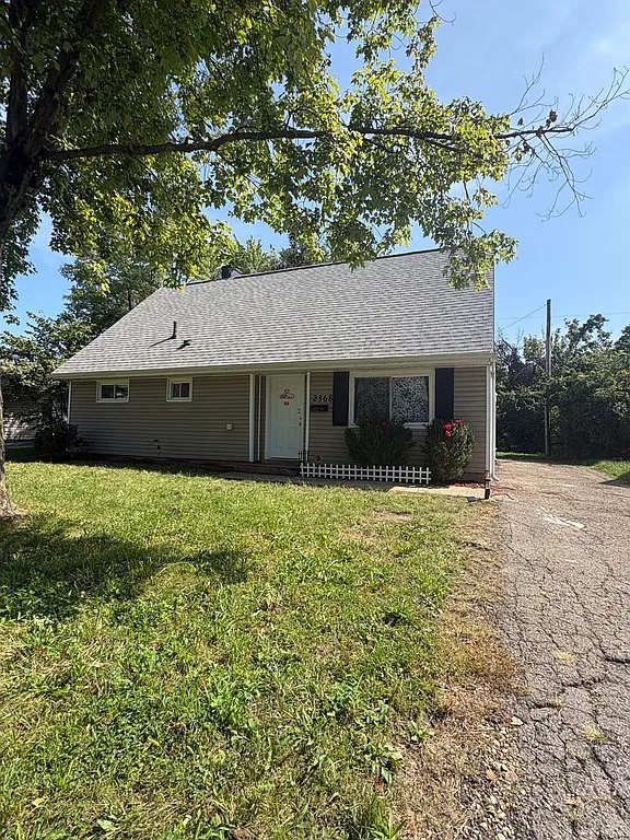 Columbus House: 2368 Marcia Dr