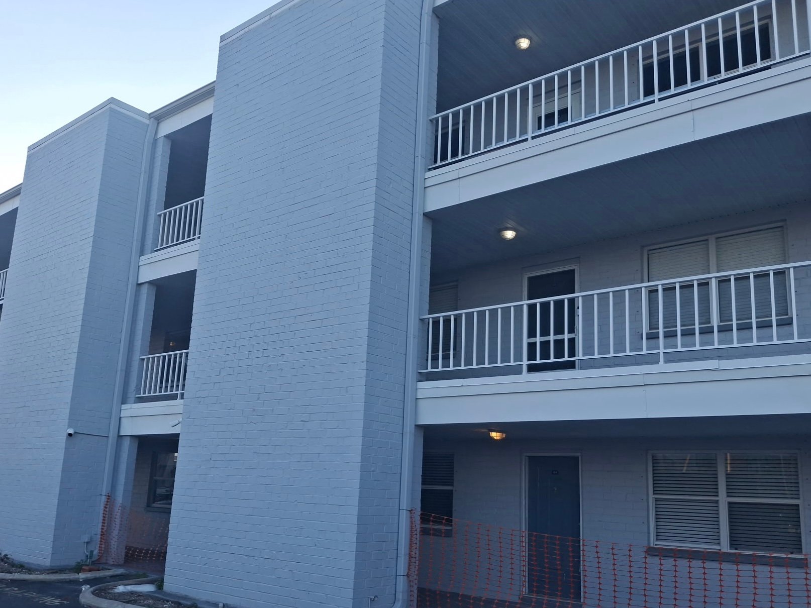 S Pasadena Condo: 1859 Shore Dr S