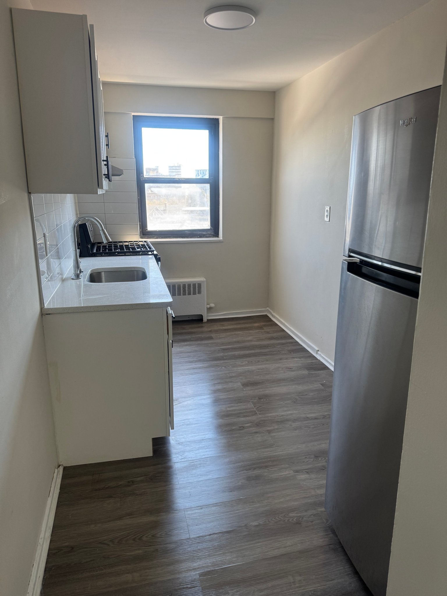 East Orange Apartment: 110 Washington