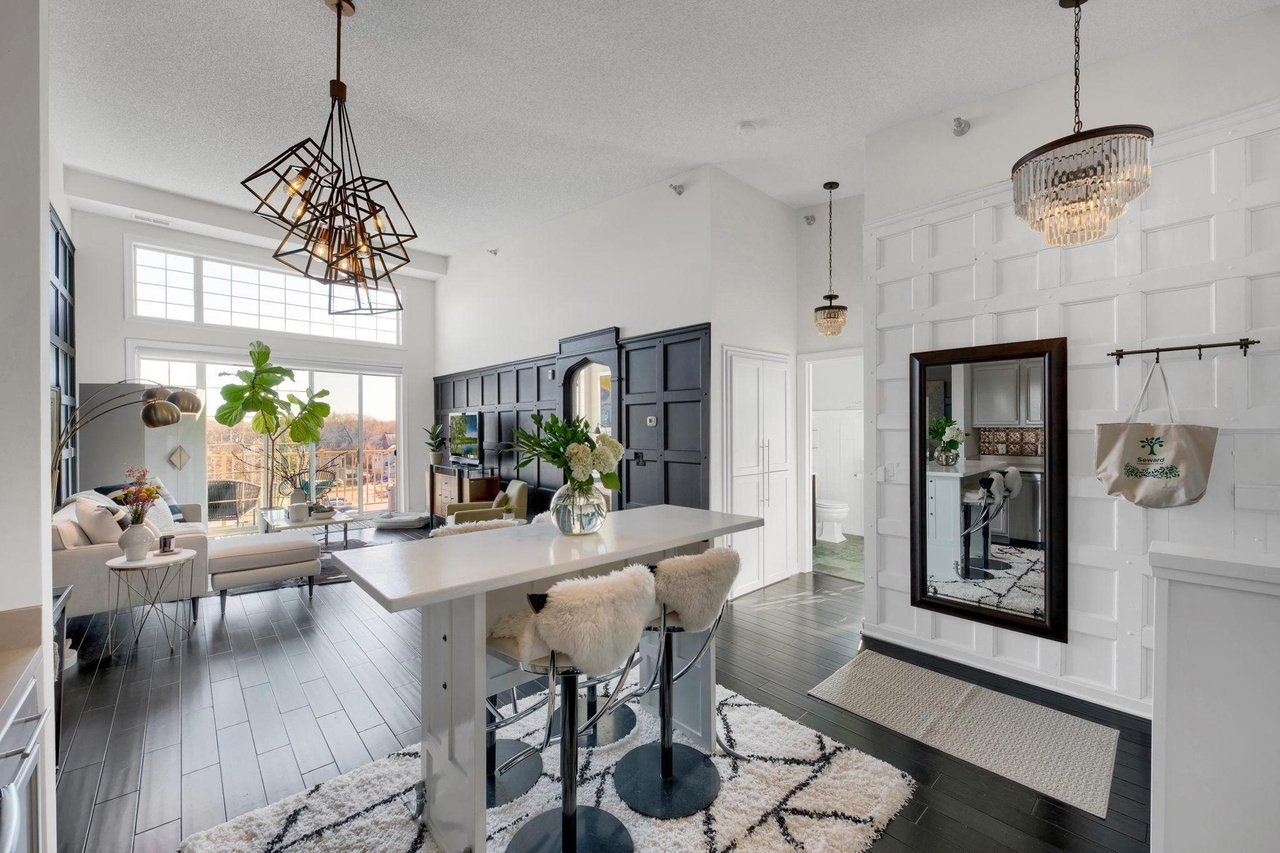 Minneapolis Condo: 3310 Nicollet Ave S