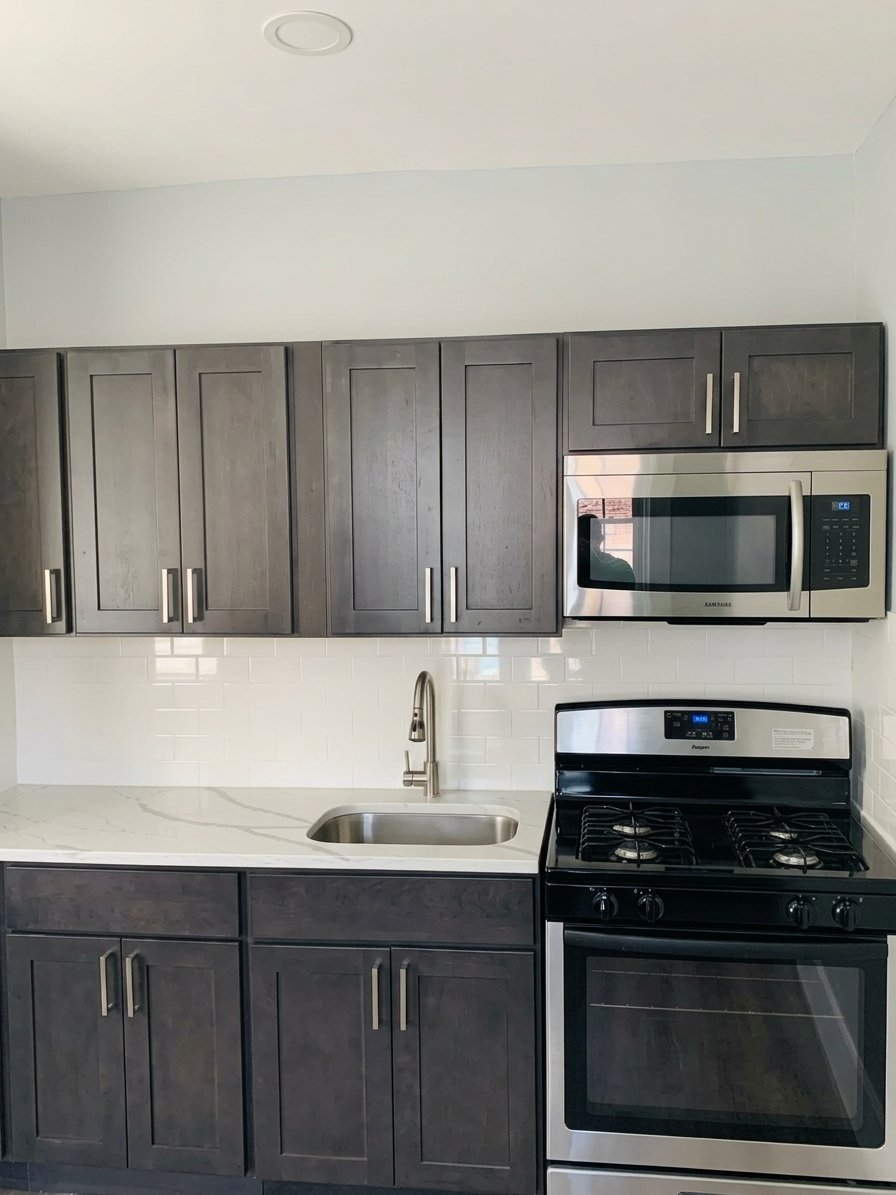 Philadelphia Apartment: 145 W Allens Ln, Philadelphia, PA 19119