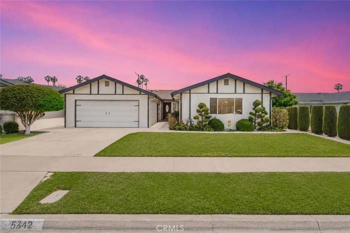 Garden Grove House: 5362 Trinette
